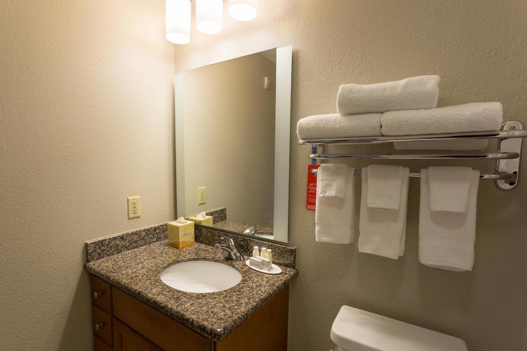 Towneplace Suites by Marriott Sunnyvale Silicon Valley Exterior photo